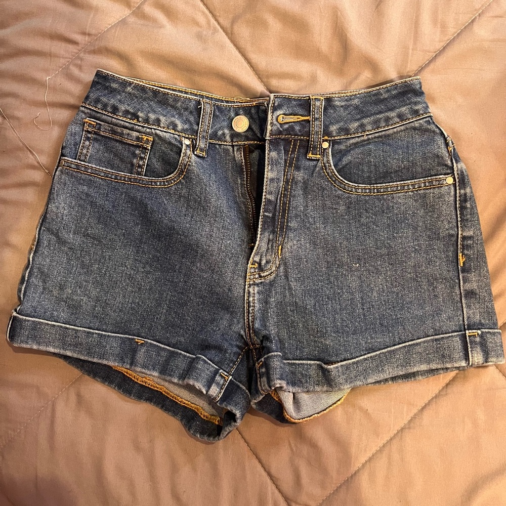PacSun Mom Short